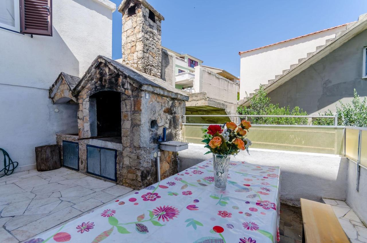 Apartments Kursan Trogir Luaran gambar