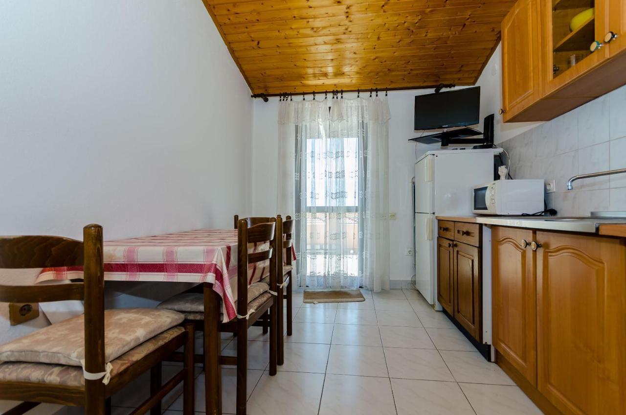 Apartments Kursan Trogir Luaran gambar