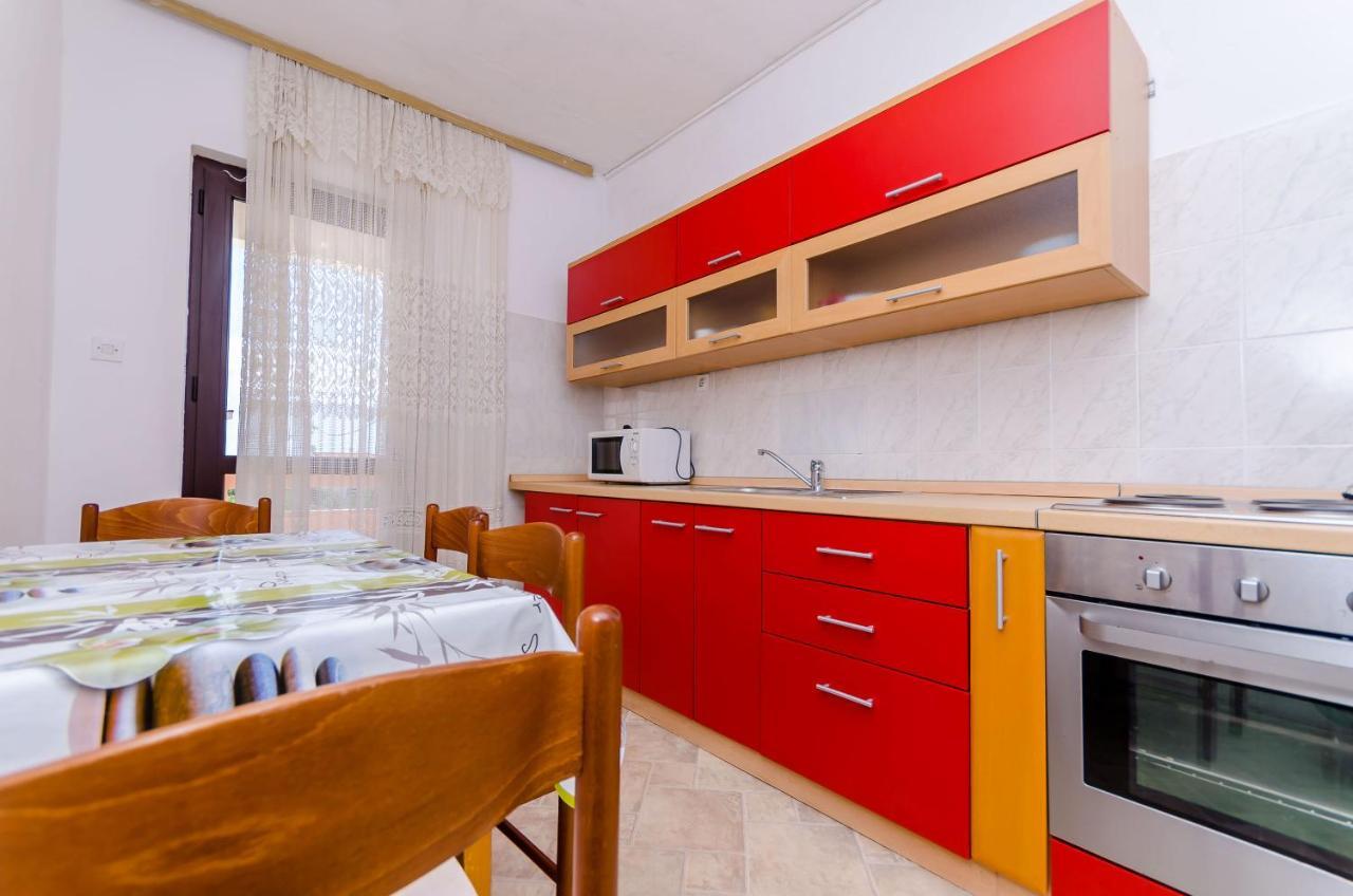 Apartments Kursan Trogir Luaran gambar