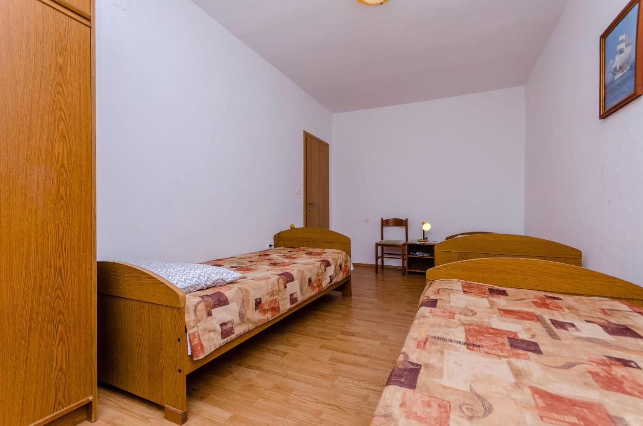 Apartments Kursan Trogir Luaran gambar