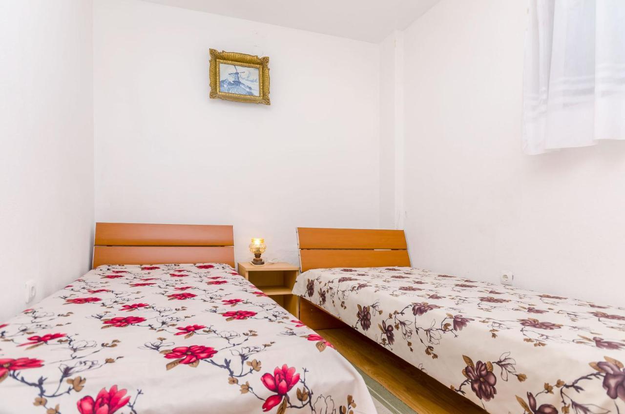 Apartments Kursan Trogir Luaran gambar